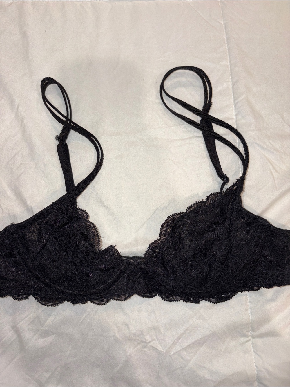 PINK 32A Victoria's Secret black lace unlined underwire bra cute sexy lingerie